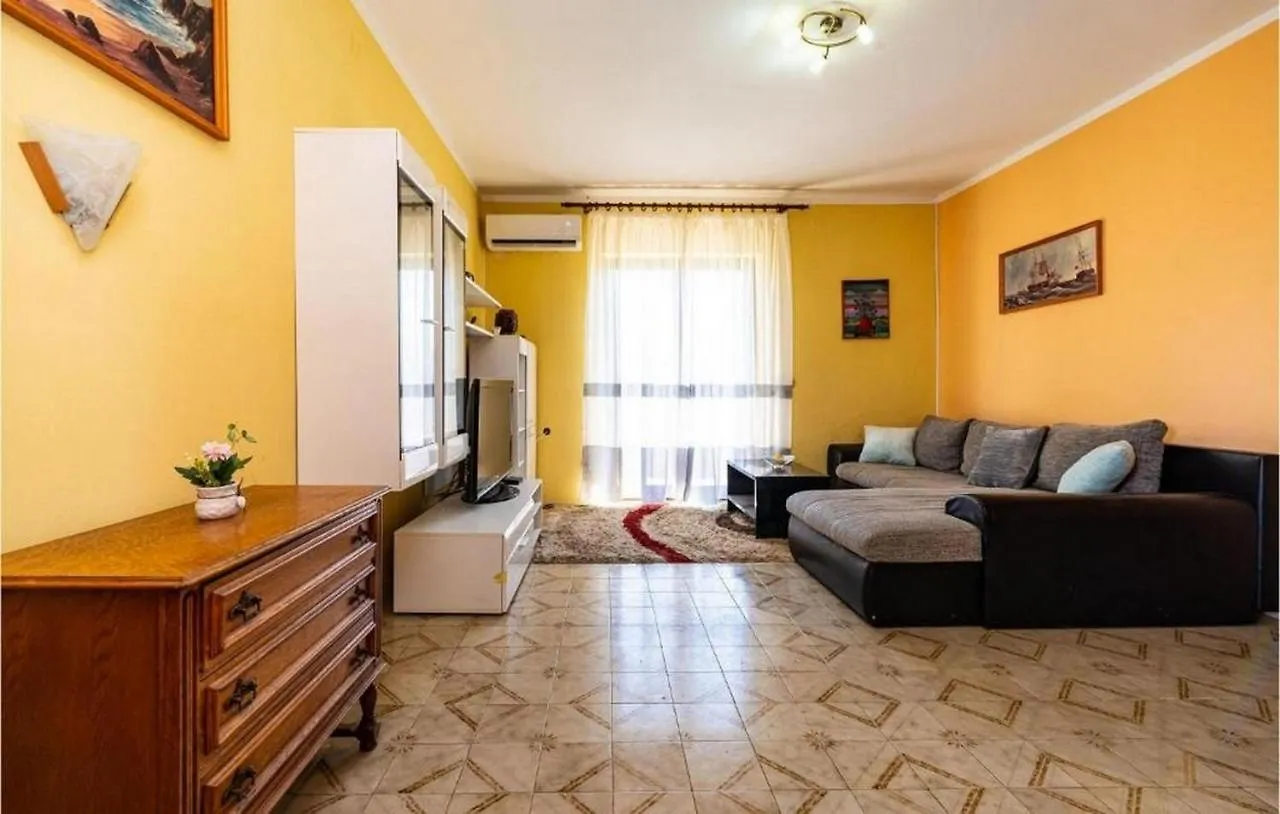 Apartments With A Parking Space Ugljan - 21848